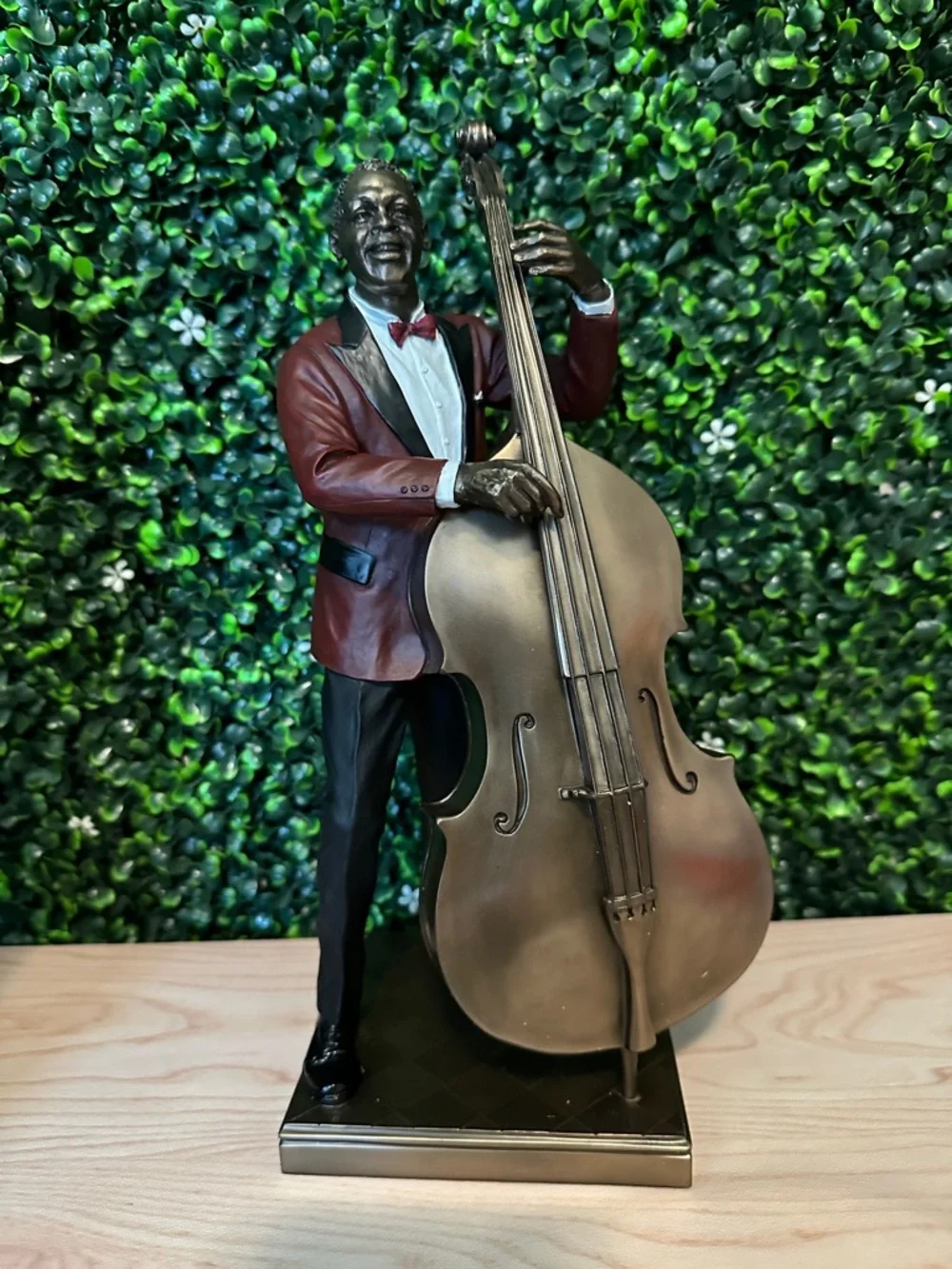 Studio Collection Jazz Band Double Bass Player Statue Figurine New - Picture 2 of 6